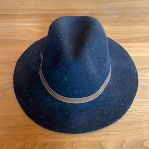 Billabong Black Felt Hat